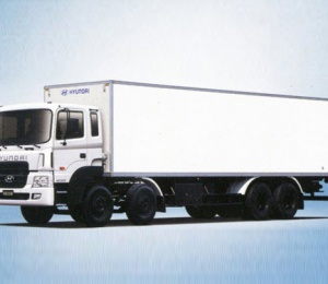 Hyundai tải HD320 thùng kín